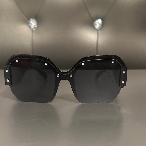 Accessories - Black Designer Women's Sunglasses